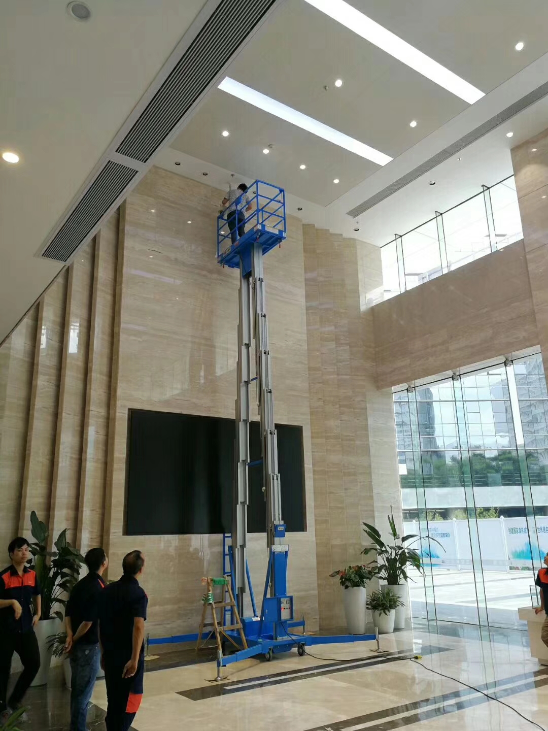 铝合金式液压草莓色视频在线观看平台