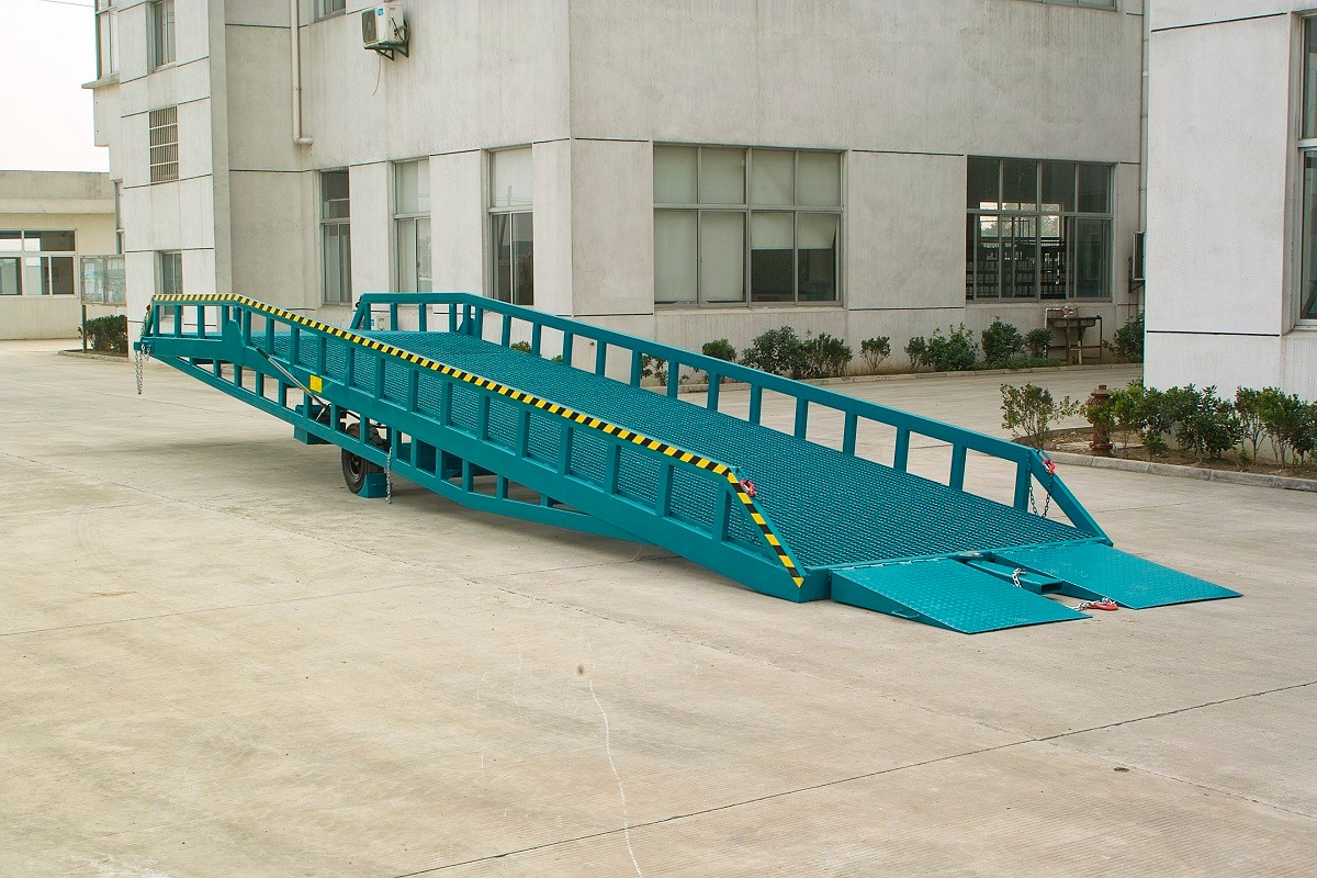 移动登车桥 移动登车桥